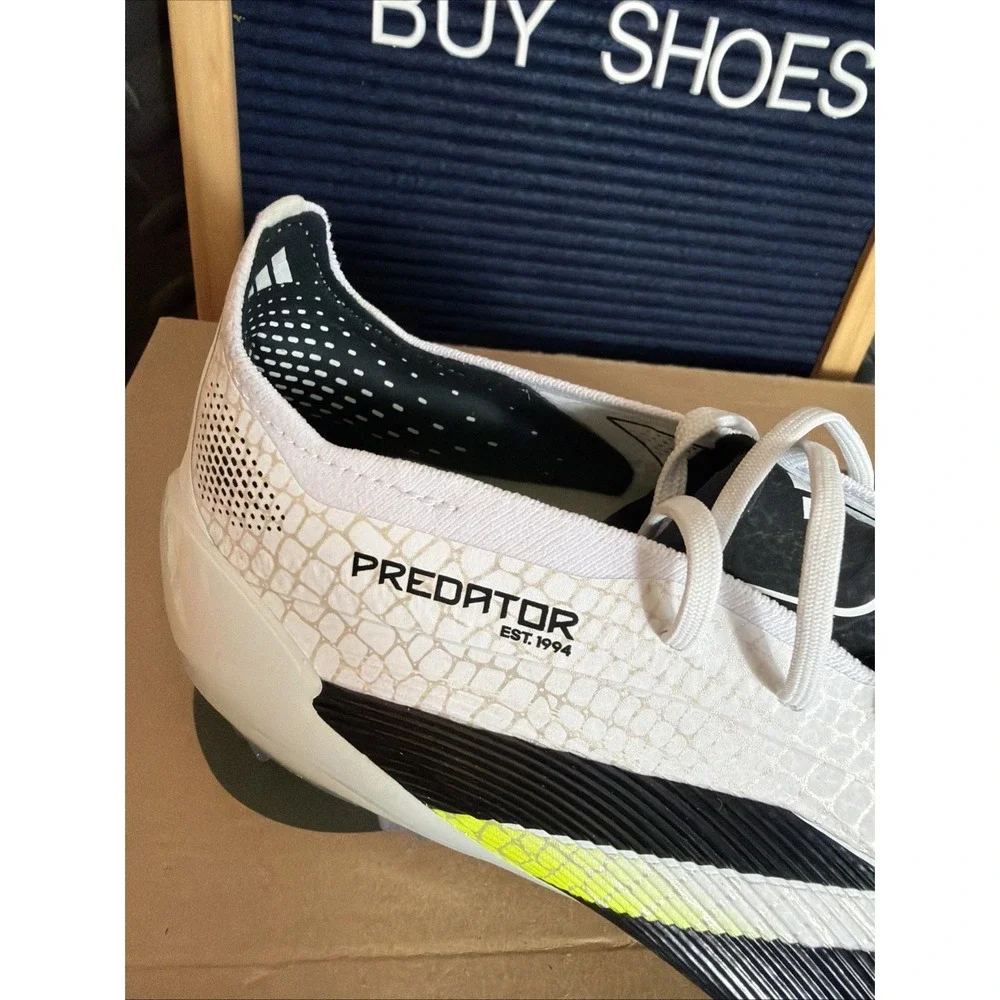 adidas Predator Elite FG Soccer Cleats White Black Green JI1082 Size 10 with Bag